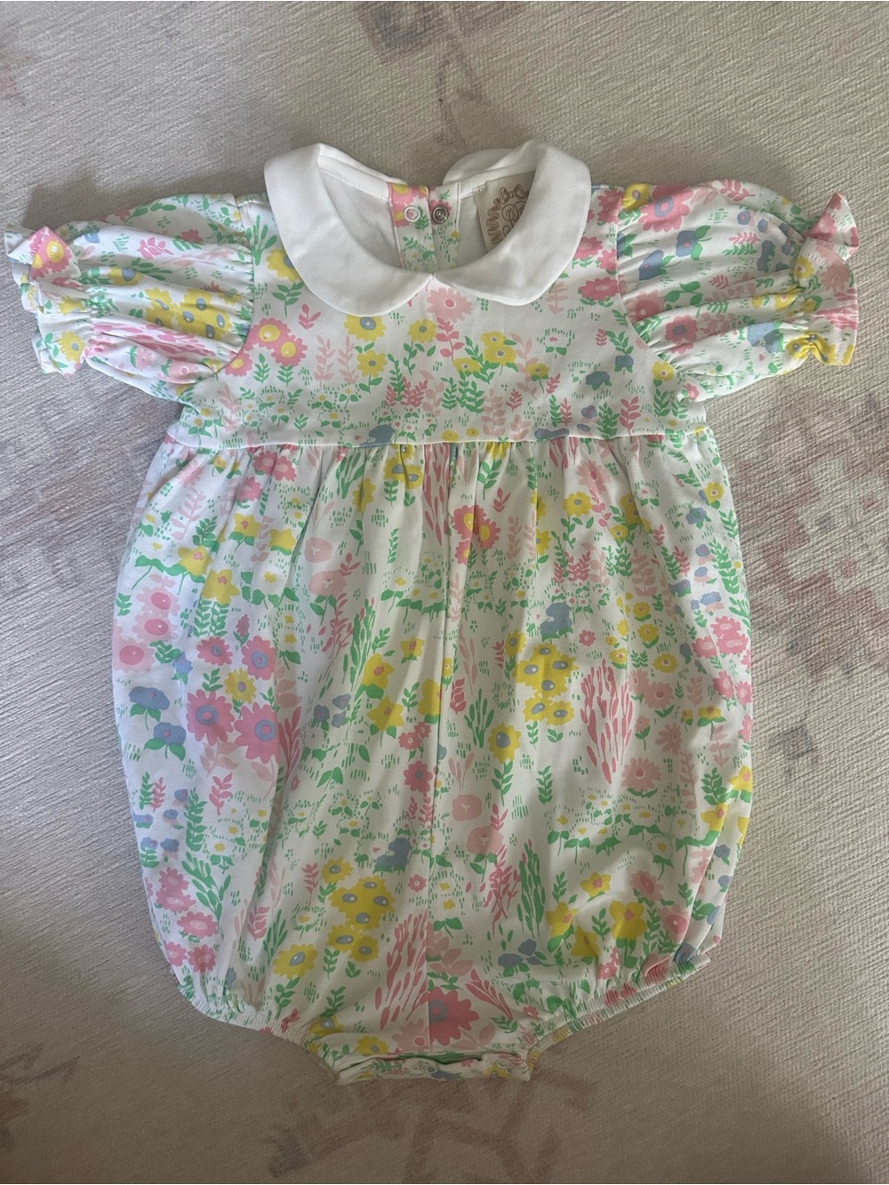 The Beaufort Bonnet Company White Floral Puff-Sleeve Baby One-Piece